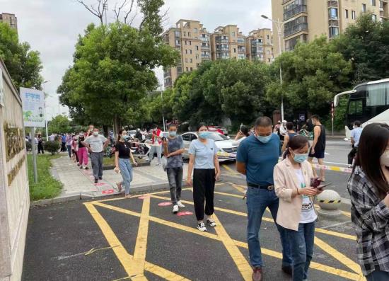 秣陵街道長(zhǎng)山社區(qū)：團(tuán)結(jié)一心，奮戰(zhàn)疫情
