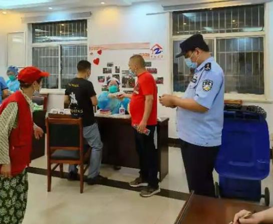 【英雄就在身邊】沒事沒事，我還能再走兩步！