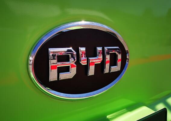 比亞迪高端MPV新進展！綜合續(xù)航800-1100公里