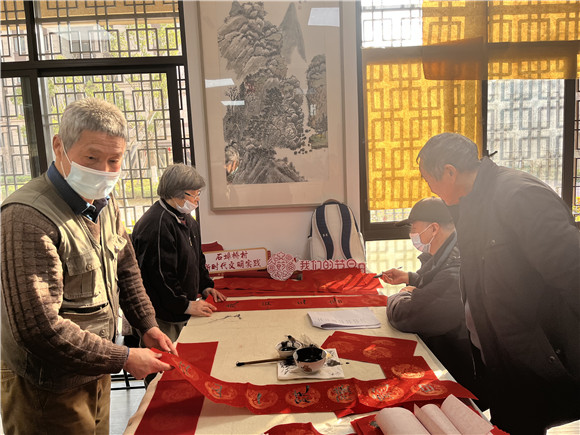 銀礦地質(zhì)社區(qū)開展垃圾分類知識培訓工作